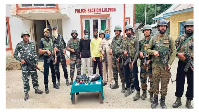 Three LeT terrorists were detained in Kupwara by police