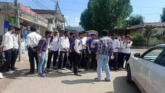 Scholarship payments for Pahari students are delayed, and college students in Rajouri protest