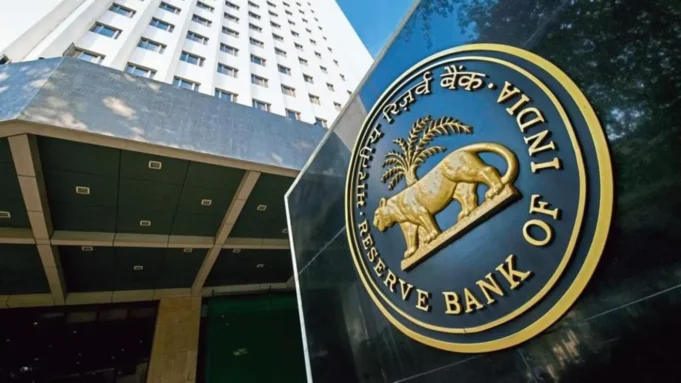 RBI Cancels Bank Licences: The RBI has suspended the licences of these two banks